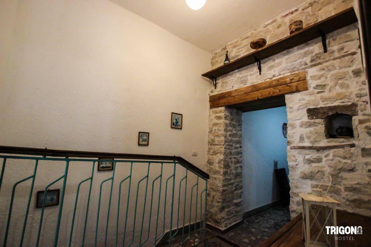 Trigona Hostel Gjirokastër 外观 照片
